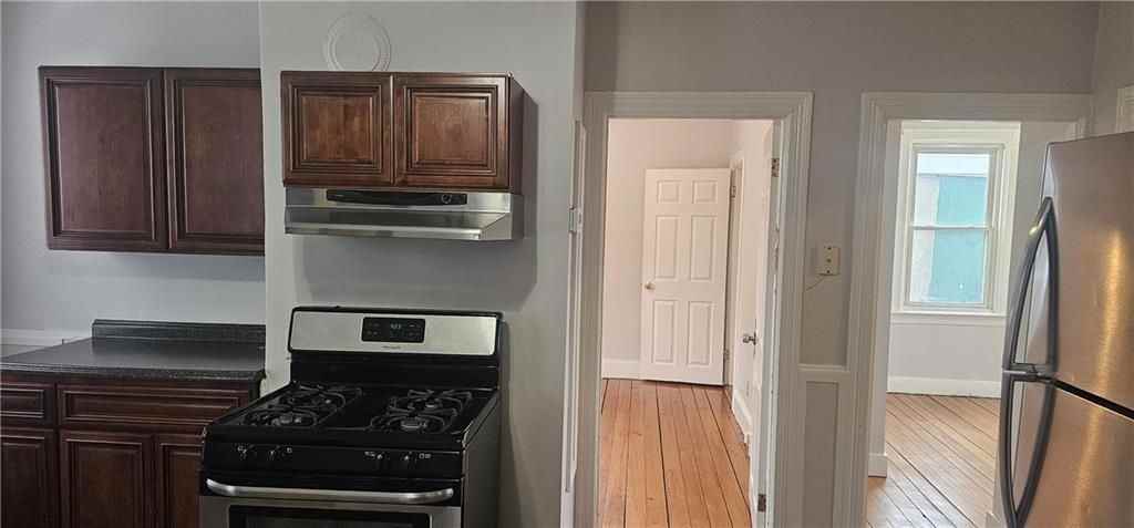 51 Brayton Ave ##4 - Photo 6 of 11