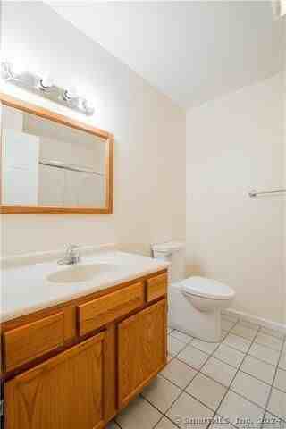 24 Andrea Dr - Photo 5 of 19