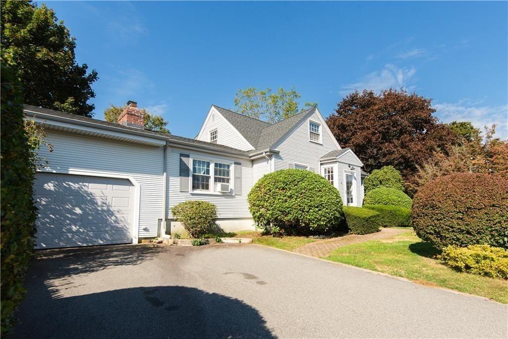 8 Fenner Ave - Photo 3 of 32
