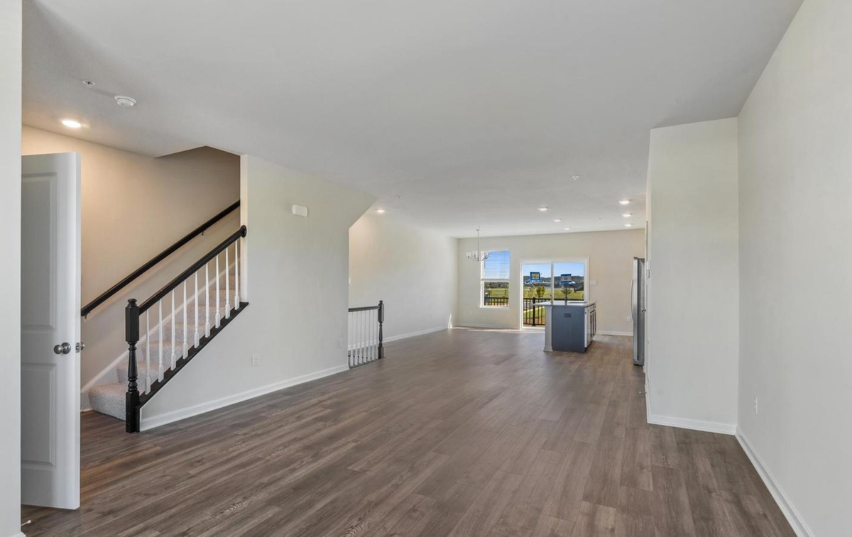 584 Union St - Photo 2 of 6