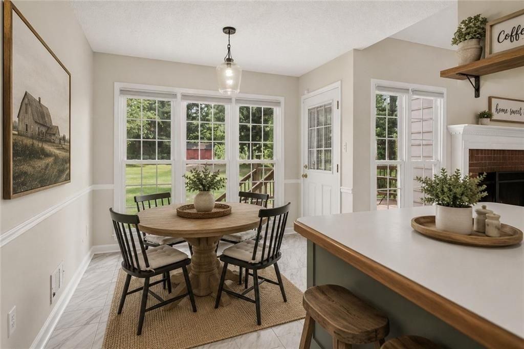 1262 Bowman Rd - Photo 5 of 18