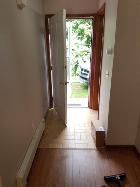 12 Beacon St ##B - Photo 4 of 20
