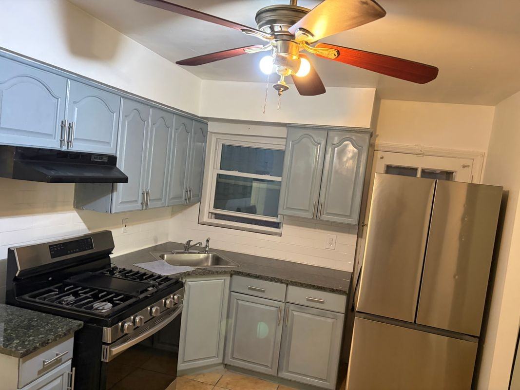 3145 Fenton Ave ##1 - Photo 3 of 3