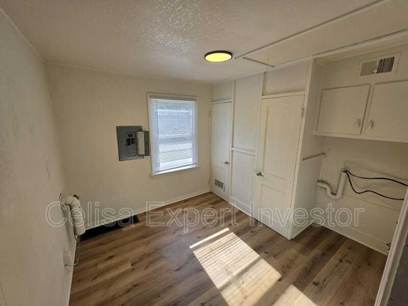 4317 Spatz Ave - Photo 3 of 14