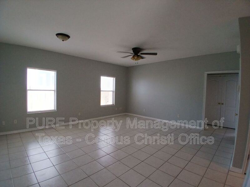 14006 Fortuna Bay Dr #A - Photo 4 of 24