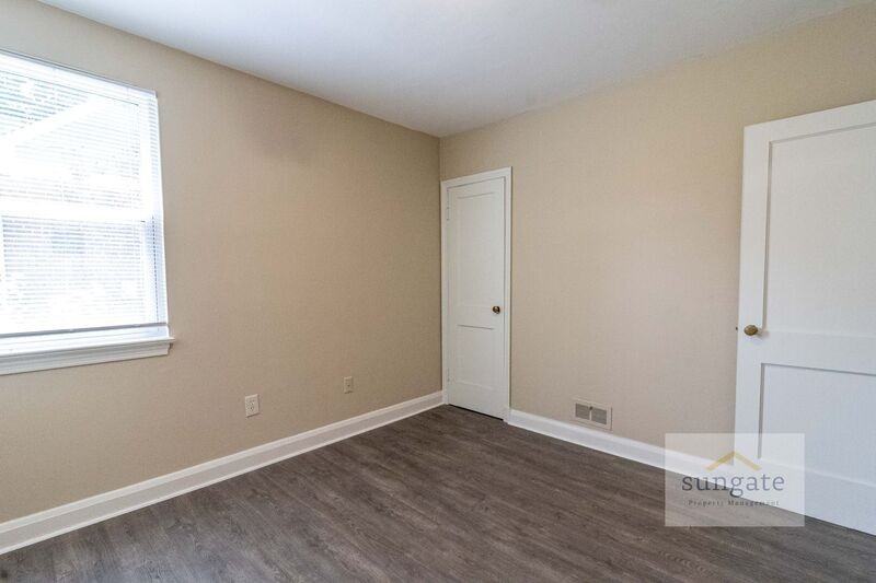 6017 Winthrope Ave - Photo 7 of 16