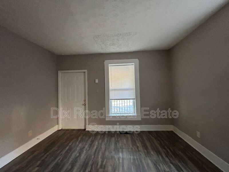 609 18th Ave - Photo 7 of 23