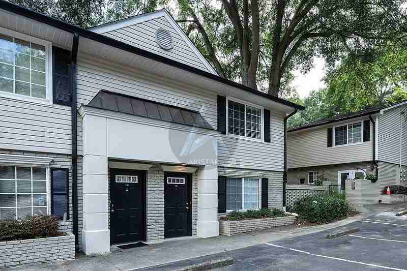 6940 Roswell Rd Ne #13F