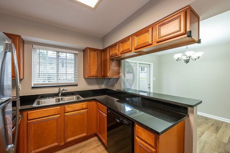 6940 Roswell Rd Ne #13F - Photo 6 of 18