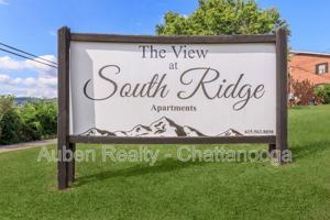 featured image of 104 S Ridge Dr #FL1
