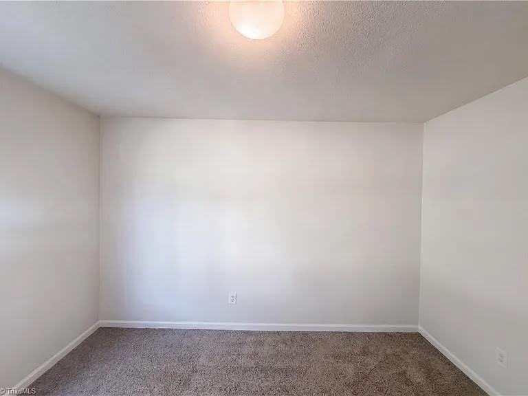 1706 North Lazy Branch Road - Photo 5 of 5