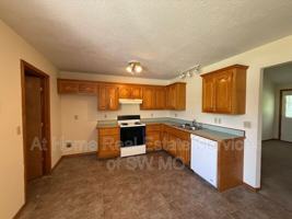 featured image of 4215 W Madison St