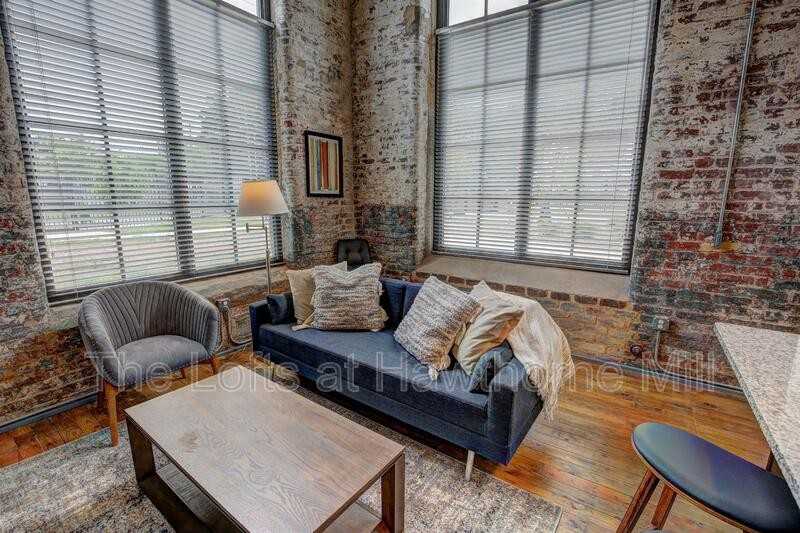 1101 Hawthorne Ln #261 - Photo 2 of 11