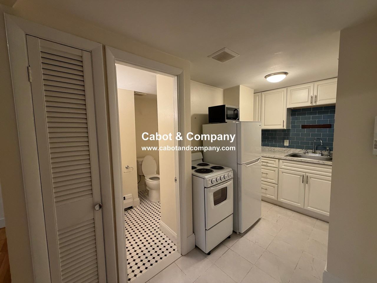 295 Newbury St #2 - Photo 3 of 15