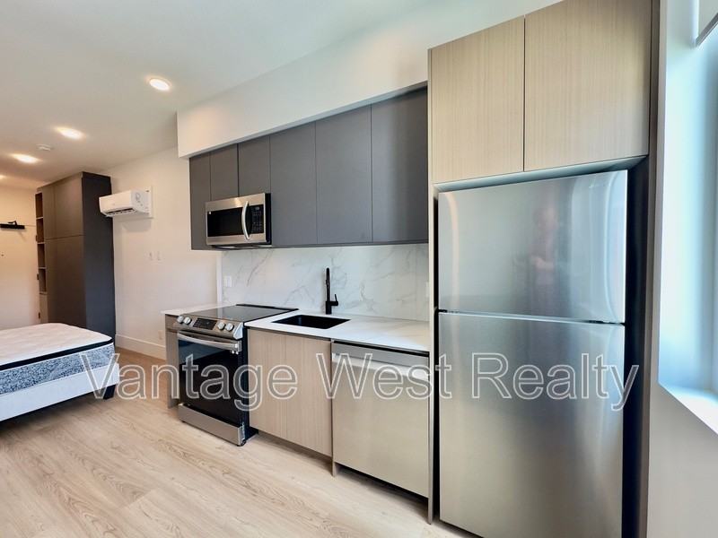 521 Klo Rd - Photo 3 of 13