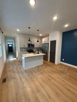 204B Alta Loma Rd - Photo 1 of 1