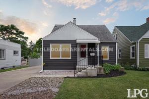 featured image of 331 California Blvd
