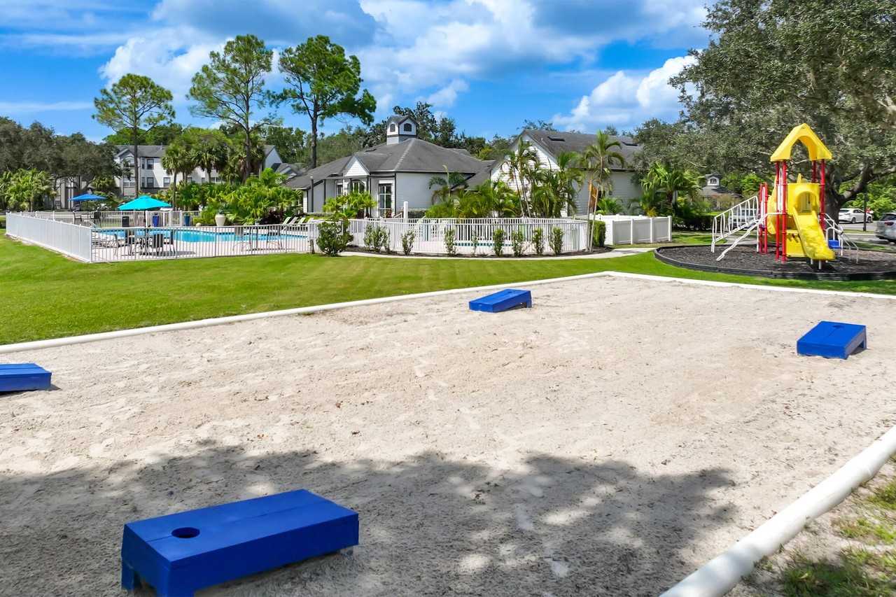Eden Pointe - Photo 7 of 23