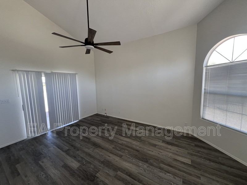 7259 Pajarito Rd Ne - Photo 4 of 20