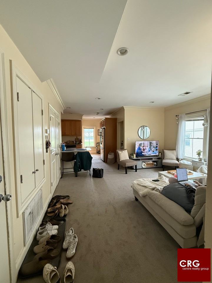 25 Lothrop St #2L - Photo 4 of 19