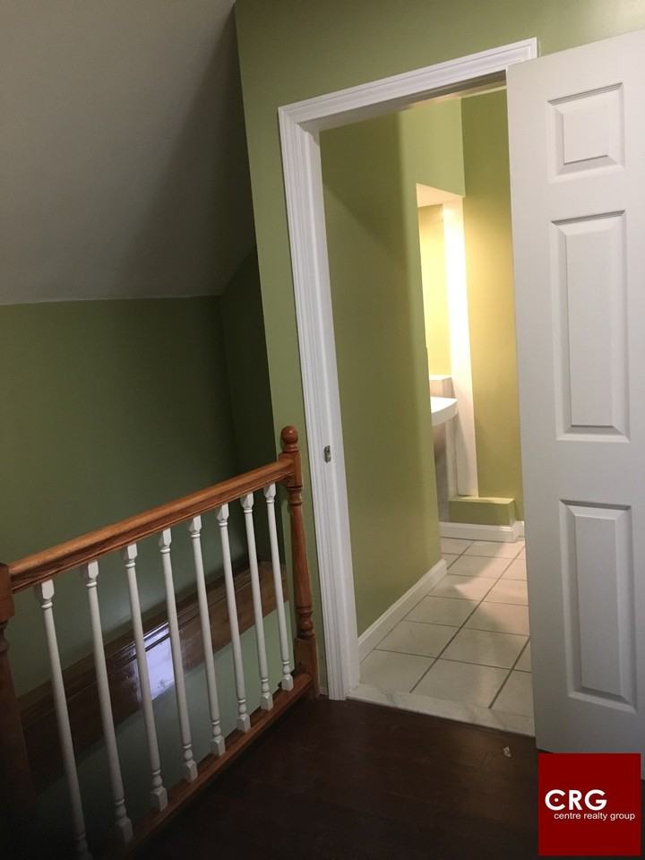 38 Floyd St #3 - Photo 7 of 9
