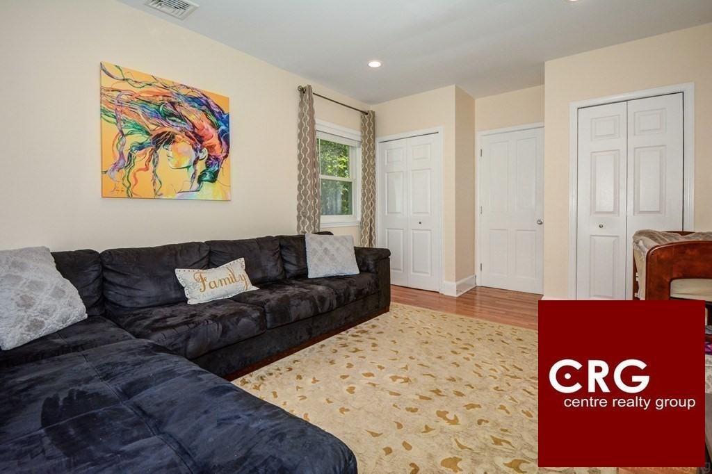 30 Beecher Pl #2 - Photo 2 of 9