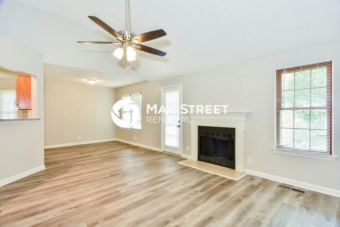 206 Nathan Dr - Photo 4 of 17