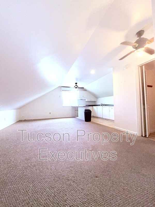 4745 E 2nd St - Photo 7 of 16