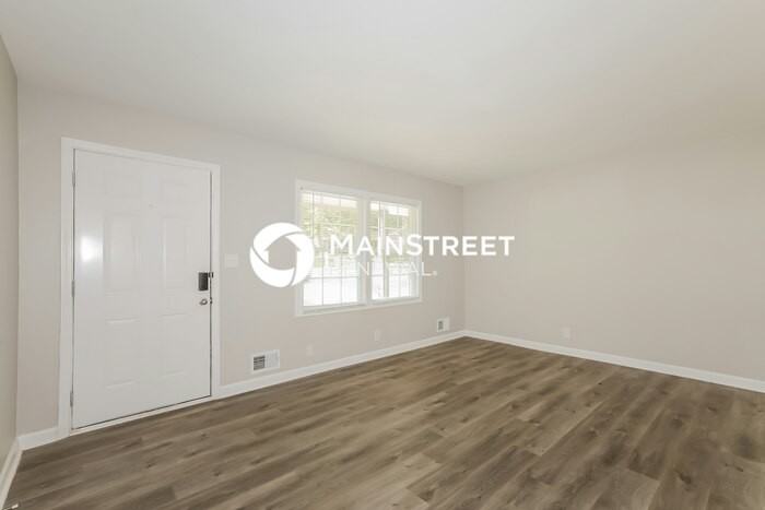 1612 Lamont Ave - Photo 4 of 15