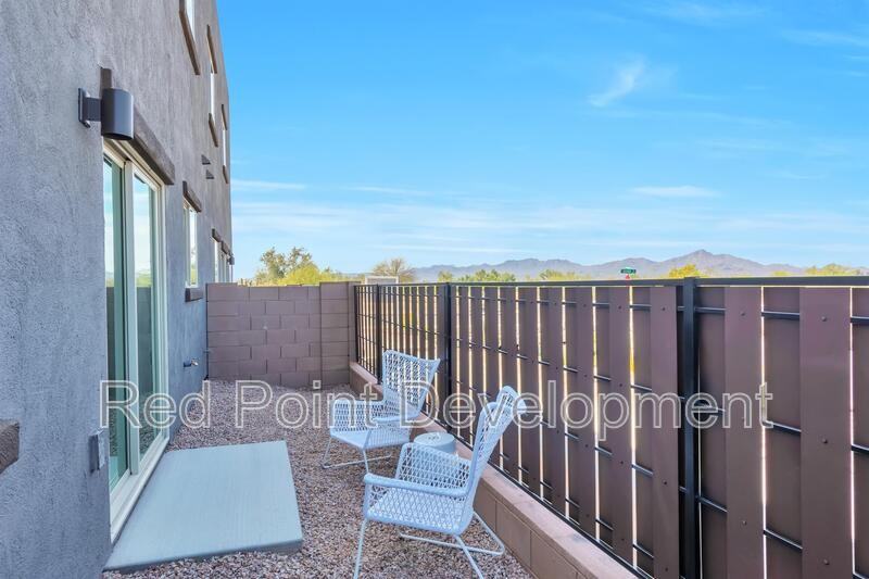 3717 W Goshen Dr - Photo 3 of 13