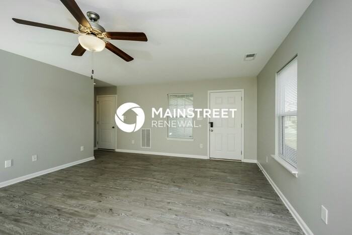 2520 Guildhall Ln - Photo 4 of 17