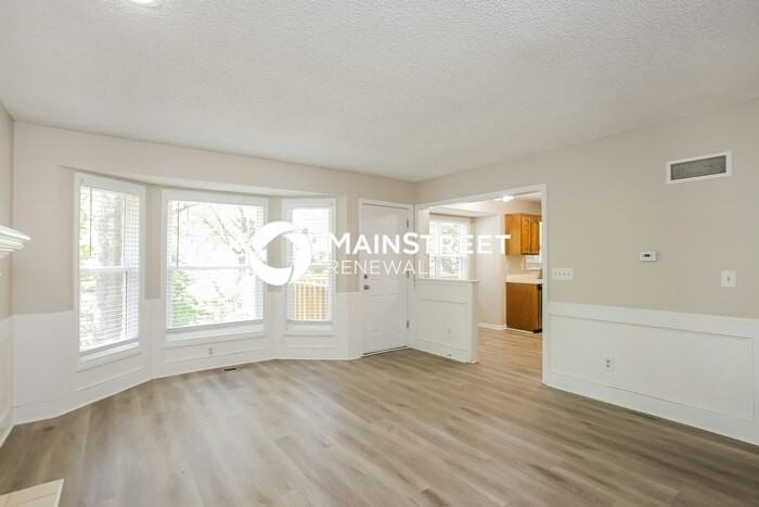 1400 Ne 80th St - Photo 3 of 18