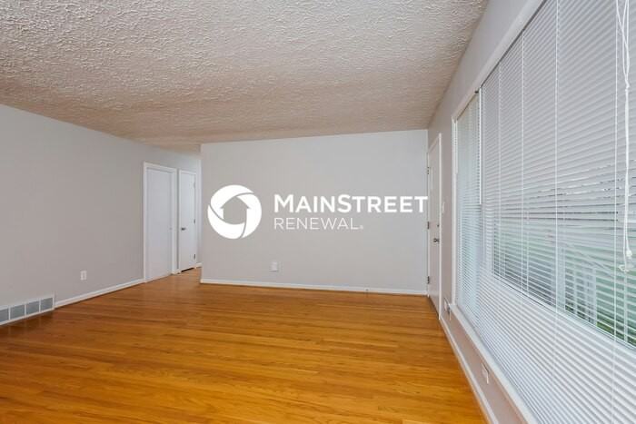 2807 Dell Brooke Ave - Photo 7 of 17