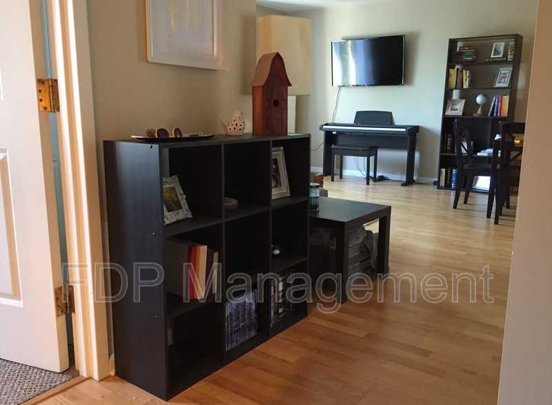 660 East Ave #306 - Photo 3 of 11