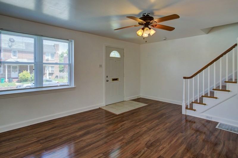 730 E Madison St - Photo 2 of 22