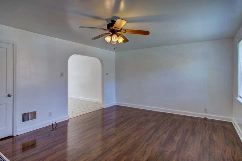 730 E Madison St - Photo 3 of 22