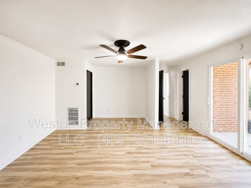9609 Greystone Ave - Photo 3 of 11