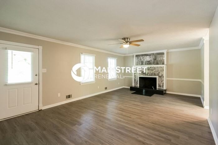 2300 Leaf Land Dr - Photo 4 of 16