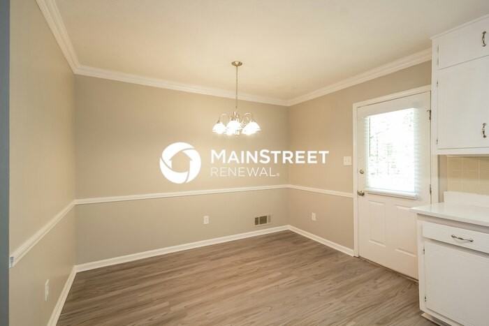 2300 Leaf Land Dr - Photo 5 of 16