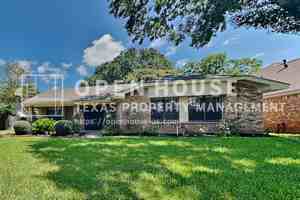featured image of 2811 Pineleaf Dr