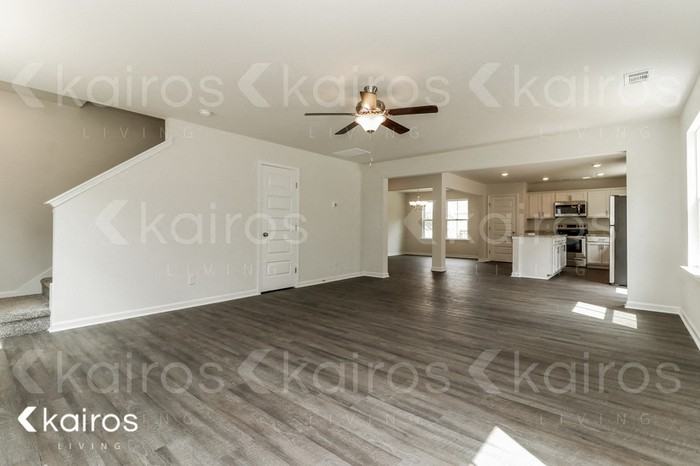 205 Western Red Cedar Dr - Photo 4 of 18