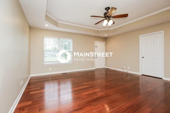 223 Jonathan Way - Photo 3 of 16