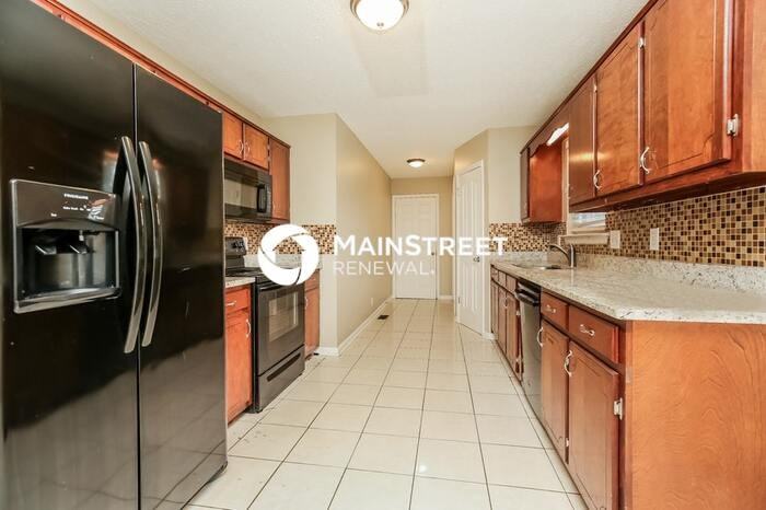 223 Jonathan Way - Photo 7 of 16