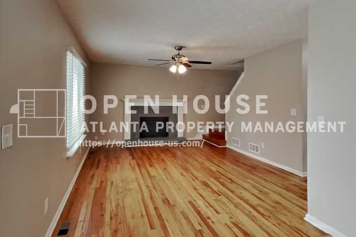 2920 Summit Point Ct - Photo 4 of 21