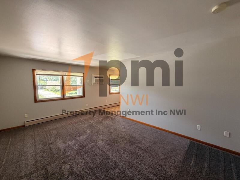 2591 Parkview St #1 - Photo 7 of 13