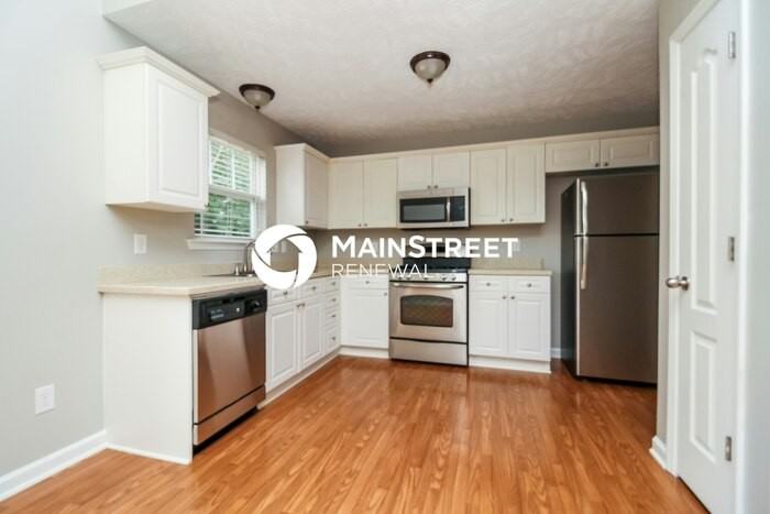 1474 Bern Dr - Photo 5 of 17