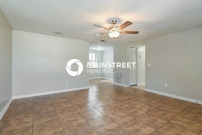 7312 Sharbeth Dr S - Photo 4 of 16