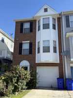featured image of 1323 Hampshire Dr #1
