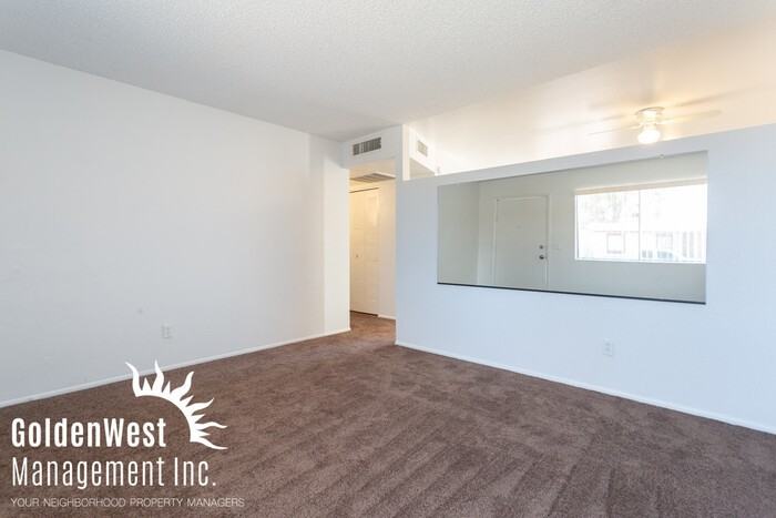 4434 W Sunnyslope Ln - Photo 2 of 19