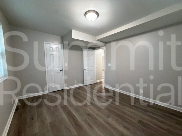 4713 Walnut Grove Ave - Photo 7 of 15